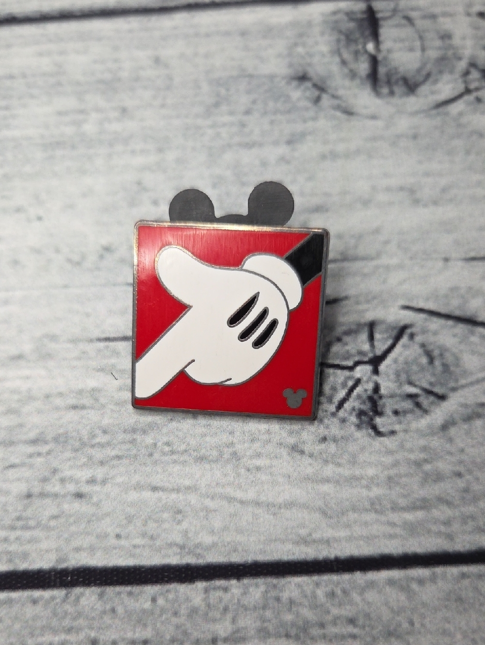 Disney Hidden Mickey 5 Of 5 2008 Trading Pin